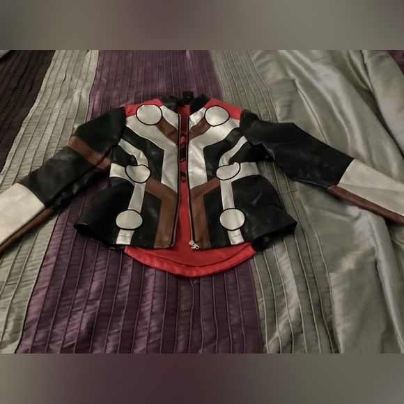 Boys Marvel Jacket (Thor)-size medium - Picture 6 of 8